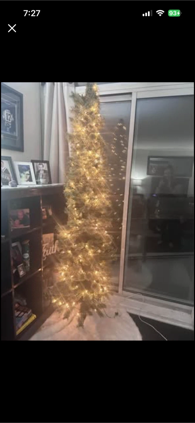 7’  Pre-lit Pencil Christmas Tree - photo 5