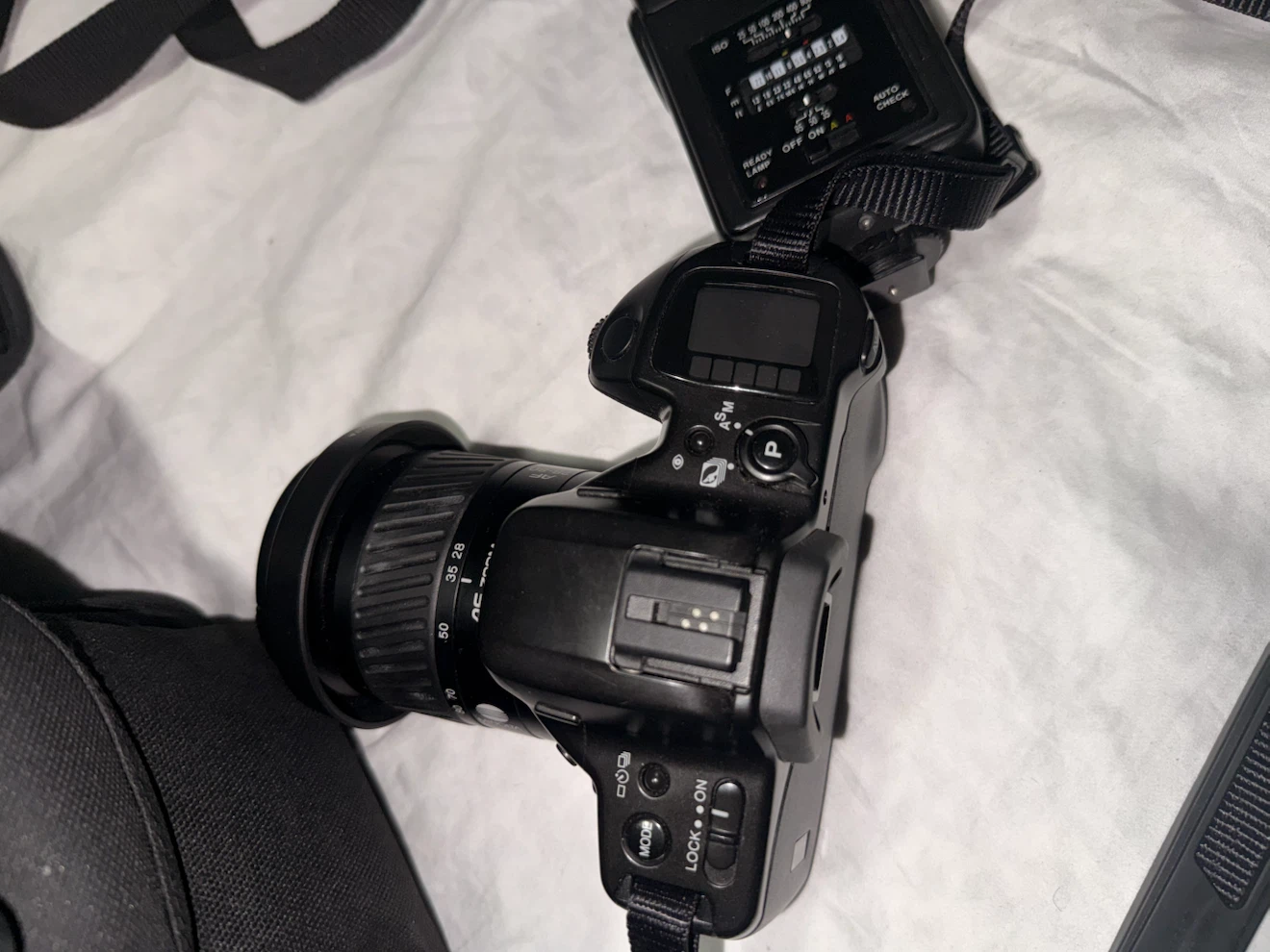 Minolta Maxxum 400si SLR Camera Set - photo 4