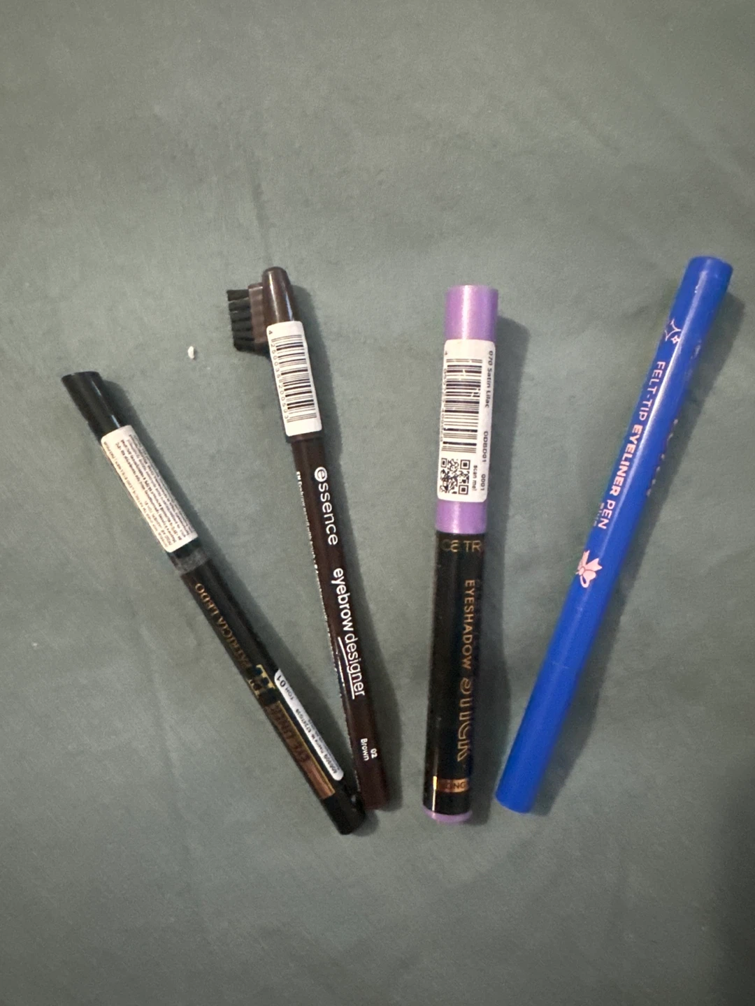 Assorted Eye and Eyebrow Makeup Bundle