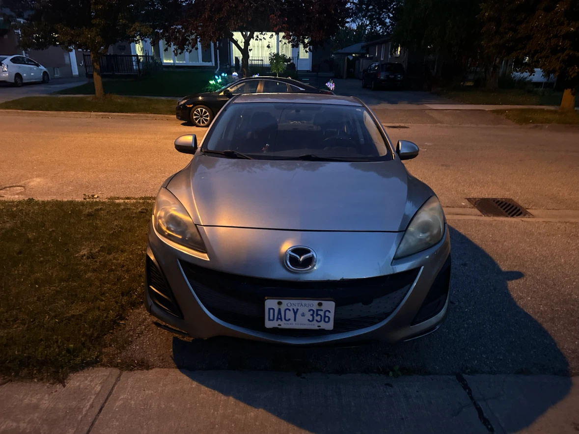Mazda 3 Silver Sedan - photo 3