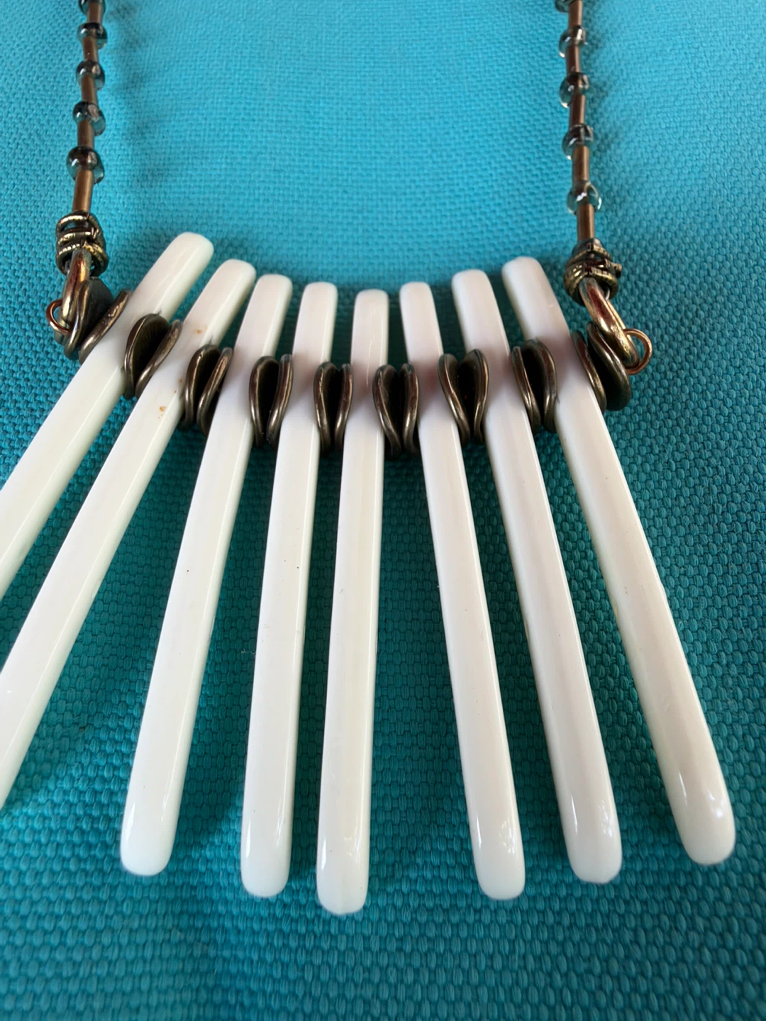 White tube bead statement necklace - photo 2