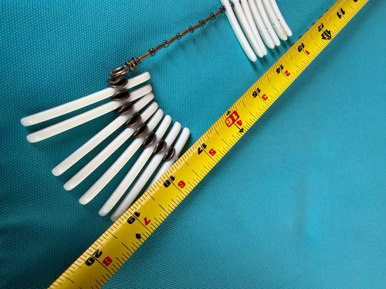 White tube bead statement necklace - photo 5