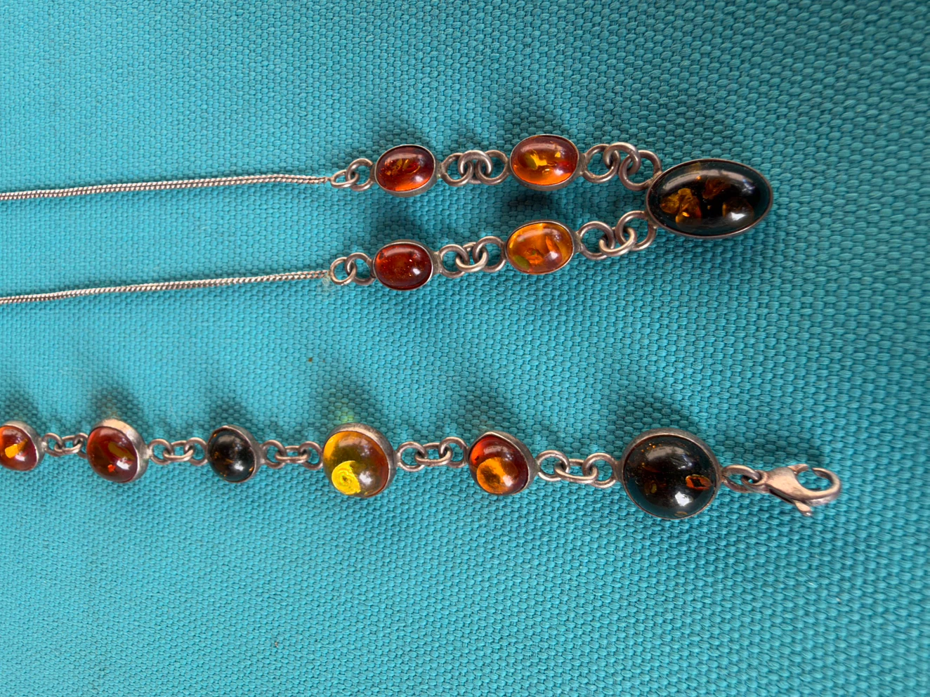 Amber Necklace and Bracelet Set - photo 3