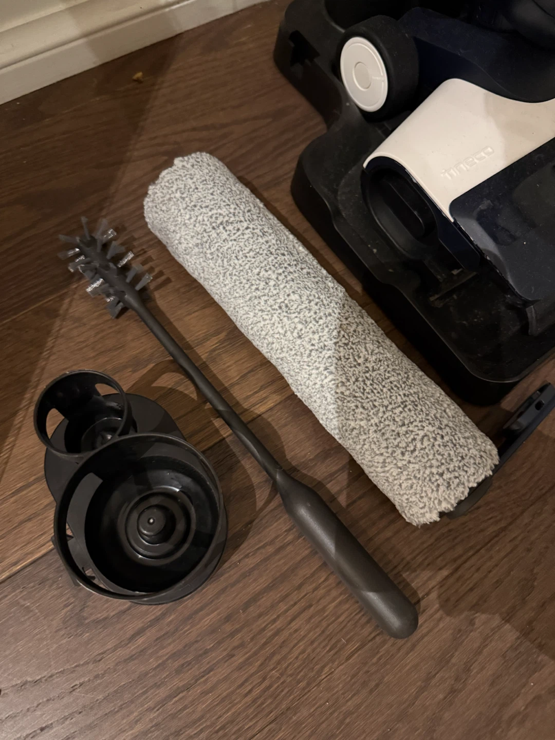 Tineco Floor One S5 Smart Wet Dry Vacuum - photo 4