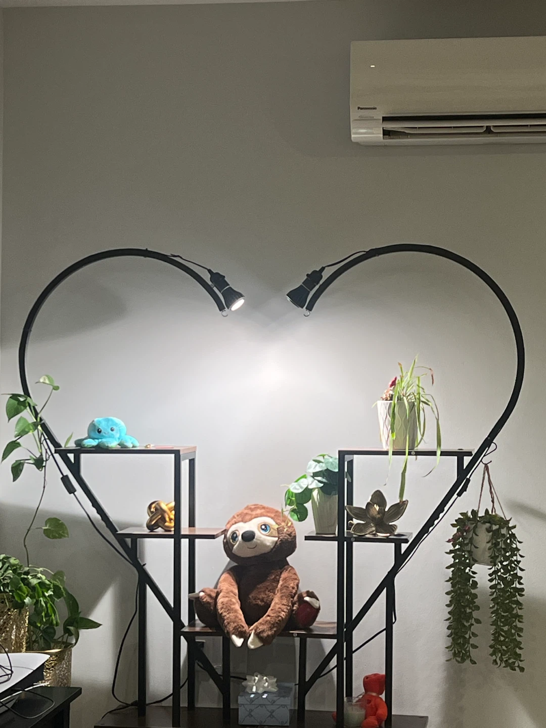 Heart-Shaped LED Floor Lamps