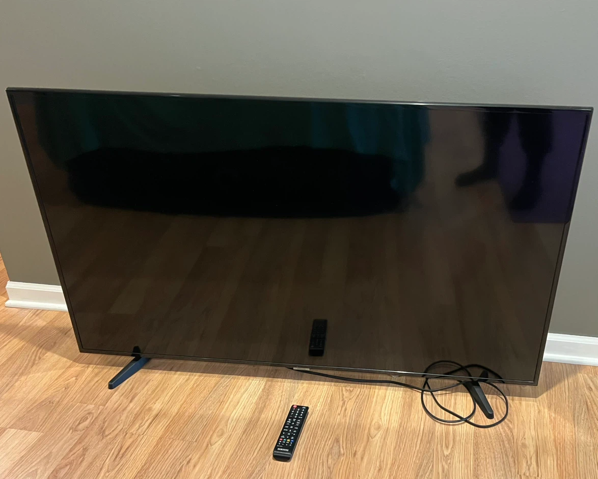 Samsung 55-inch Smart LED TV - photo 2