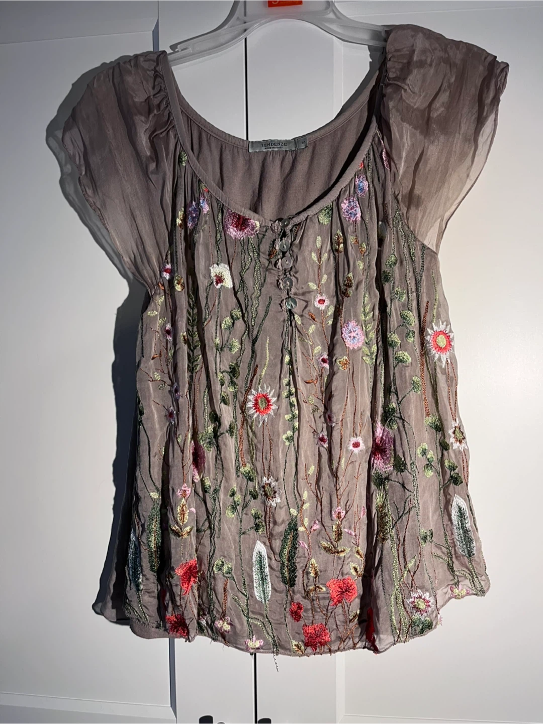 Tendenze Embroidered Blouse