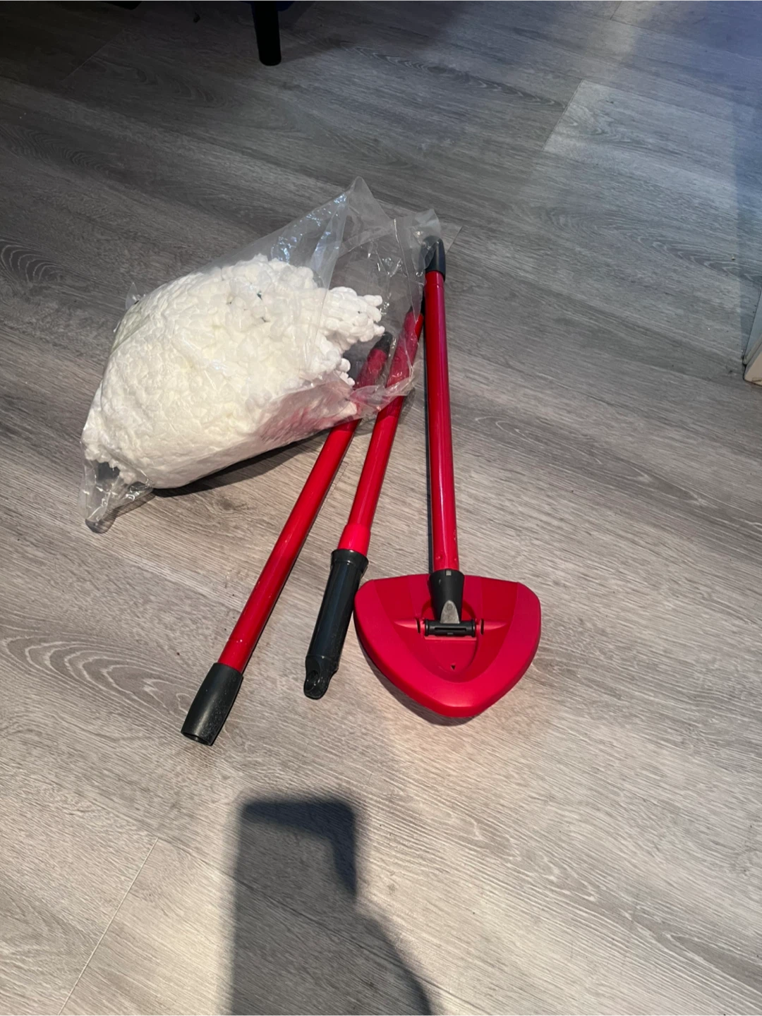 Videla Red Triangular Mop with Adjustable Handle - photo 2