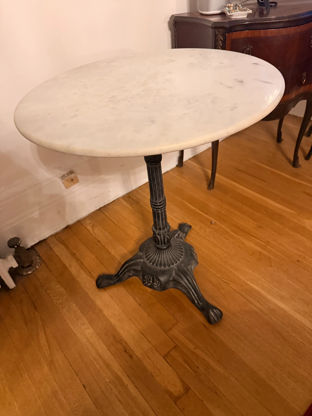 French style Round Marble Bistro Table - photo 2