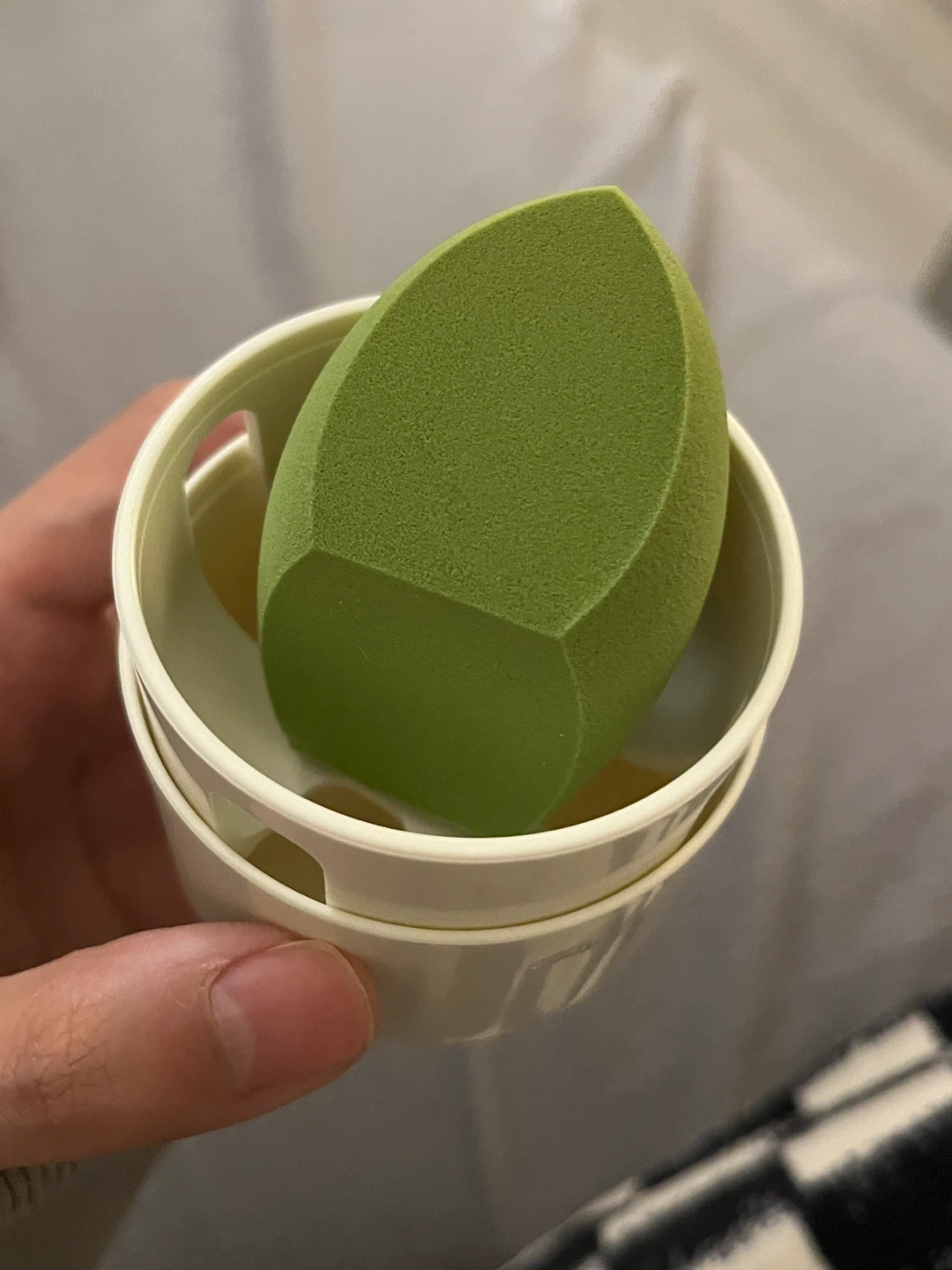 Makeup Sponge with Holder and Storage Case — Brand New - photo 2