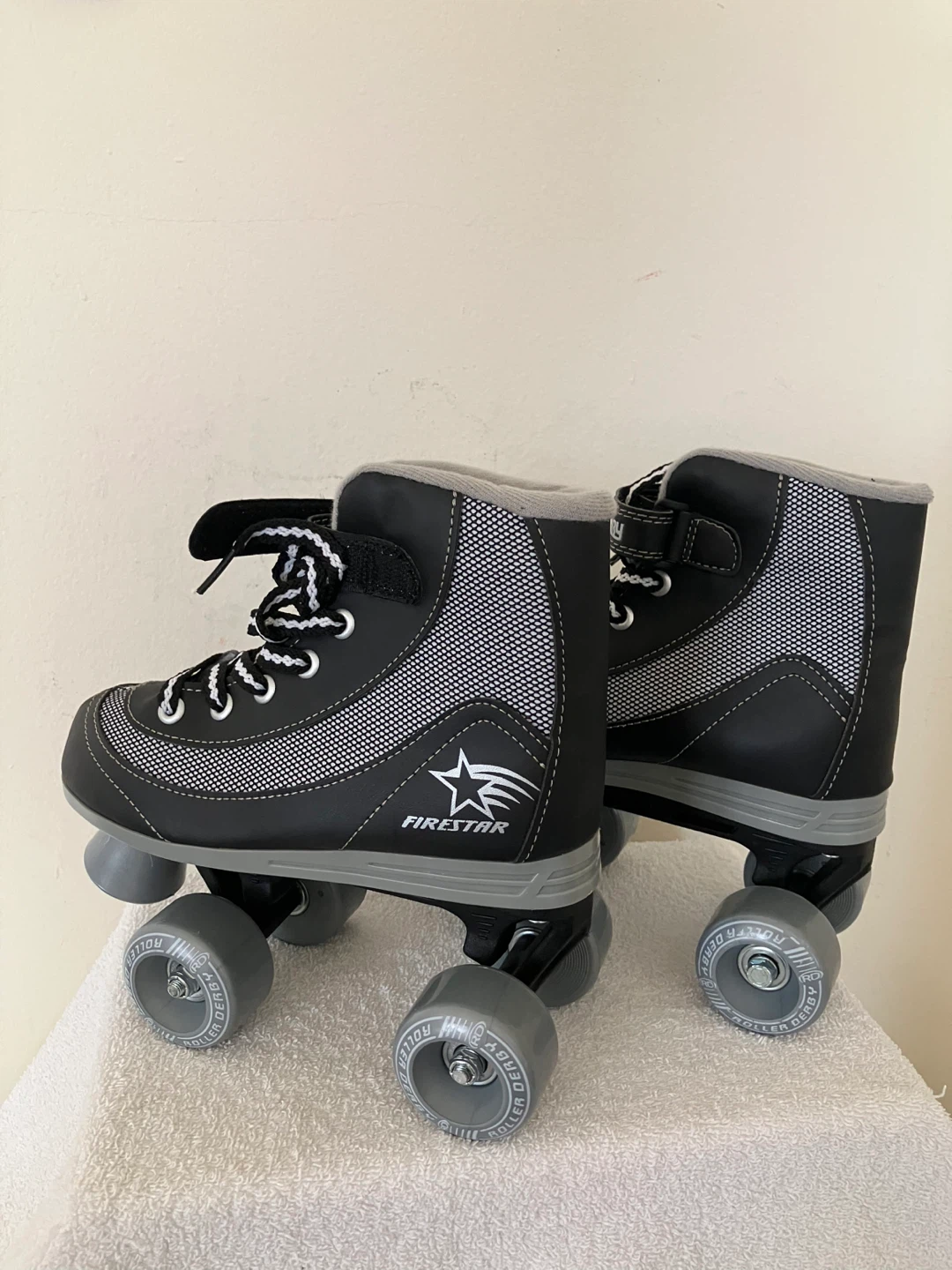 Roller Derby Firestar Skates Size 3 - photo 5