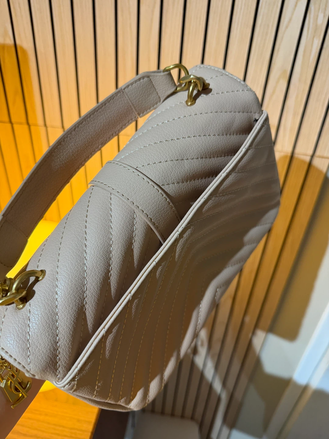 Ysl Hand Bag - photo 3