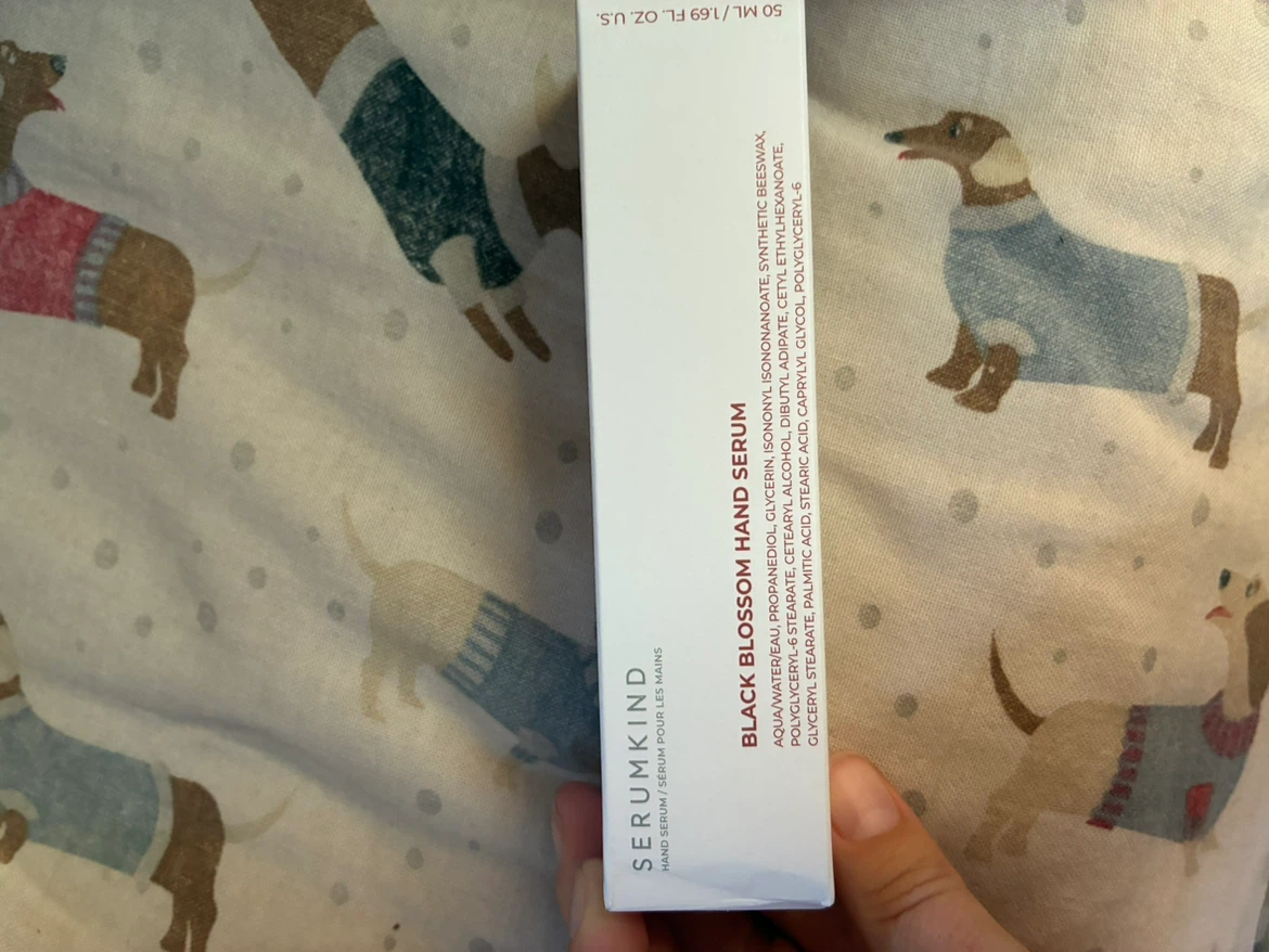 Serumkind Black Blossom Hand Serum