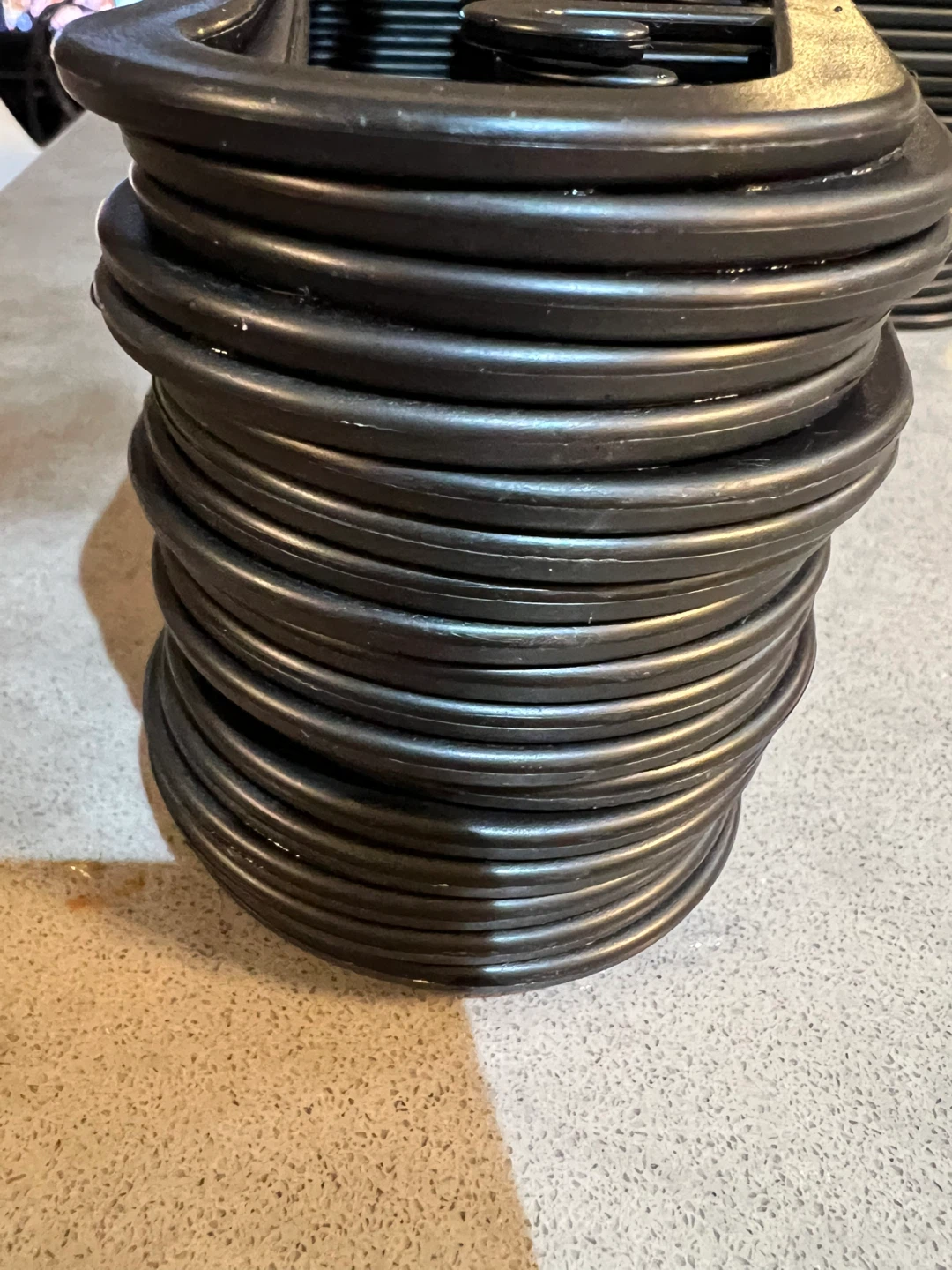Set of Black Plastic Hangers - photo 2