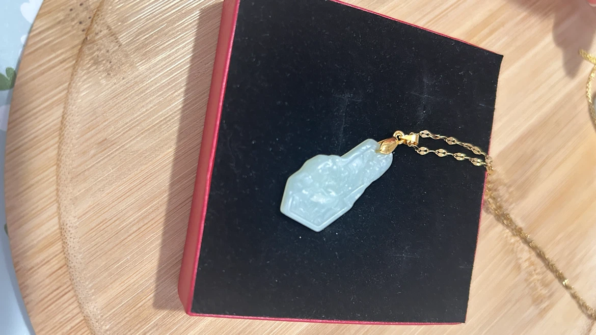 1 Jade Pendants with Chains - photo 2