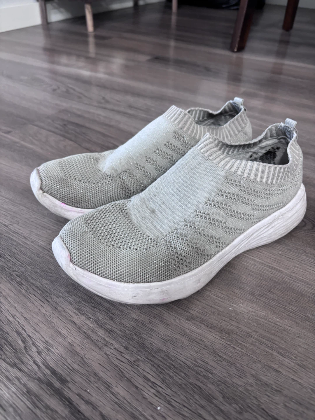 Slip-on Knit Sneakers 2 pairs