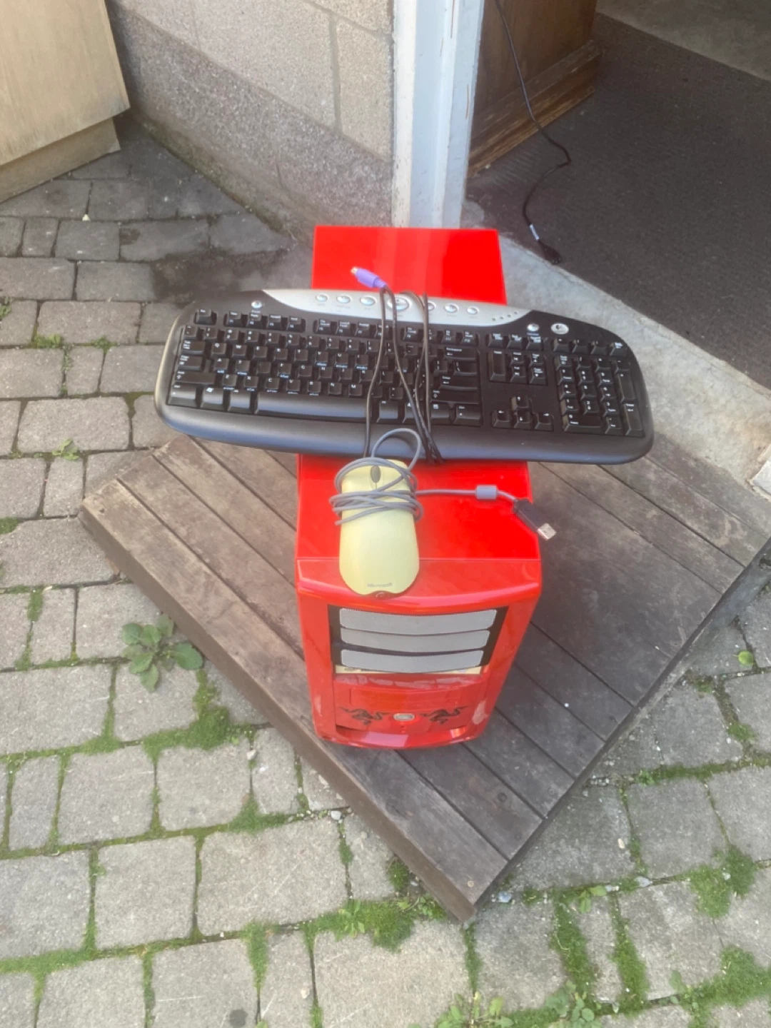 Retro pc with keyboard and mouse - photo 3