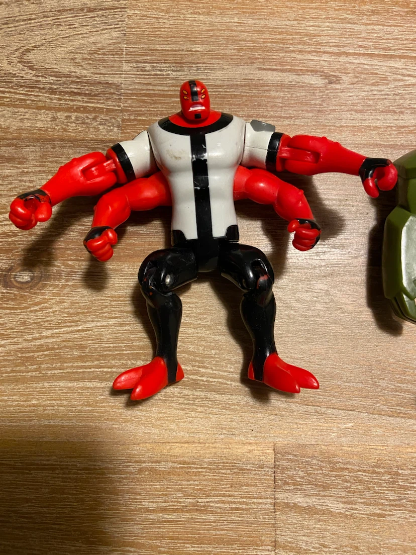 Bandai Ben 10 Alien Force 4” Figures - photo 2