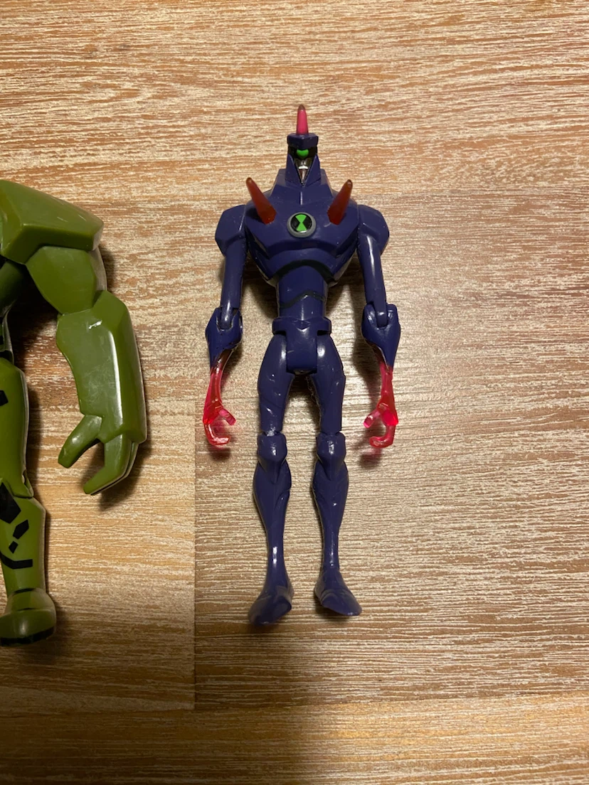 Bandai Ben 10 Alien Force 4” Figures - photo 4