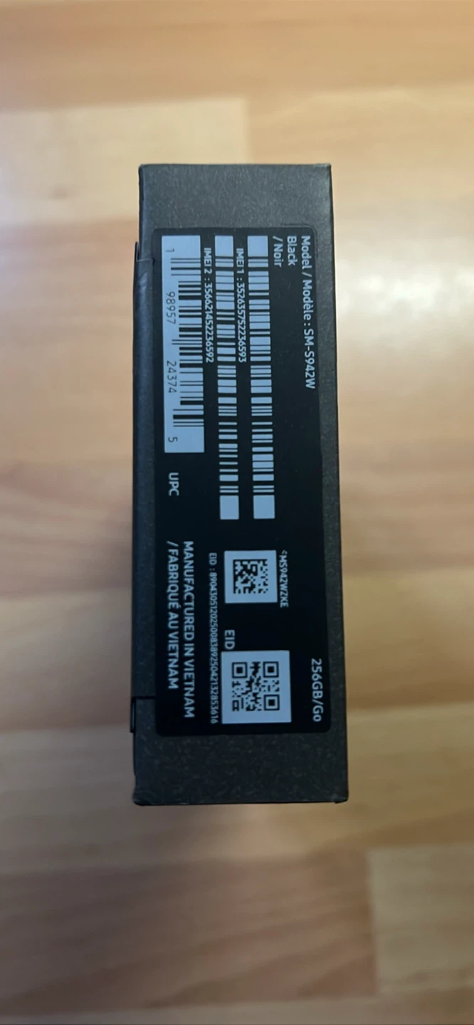 Samsung Galaxy S26 256GB Black New in sealed box - photo 3