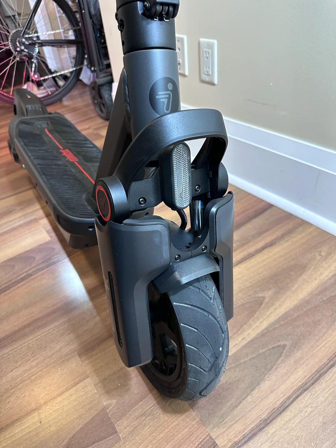Segway Ninebot Max G3 Electric Scooter - Perfect condition! - photo 5