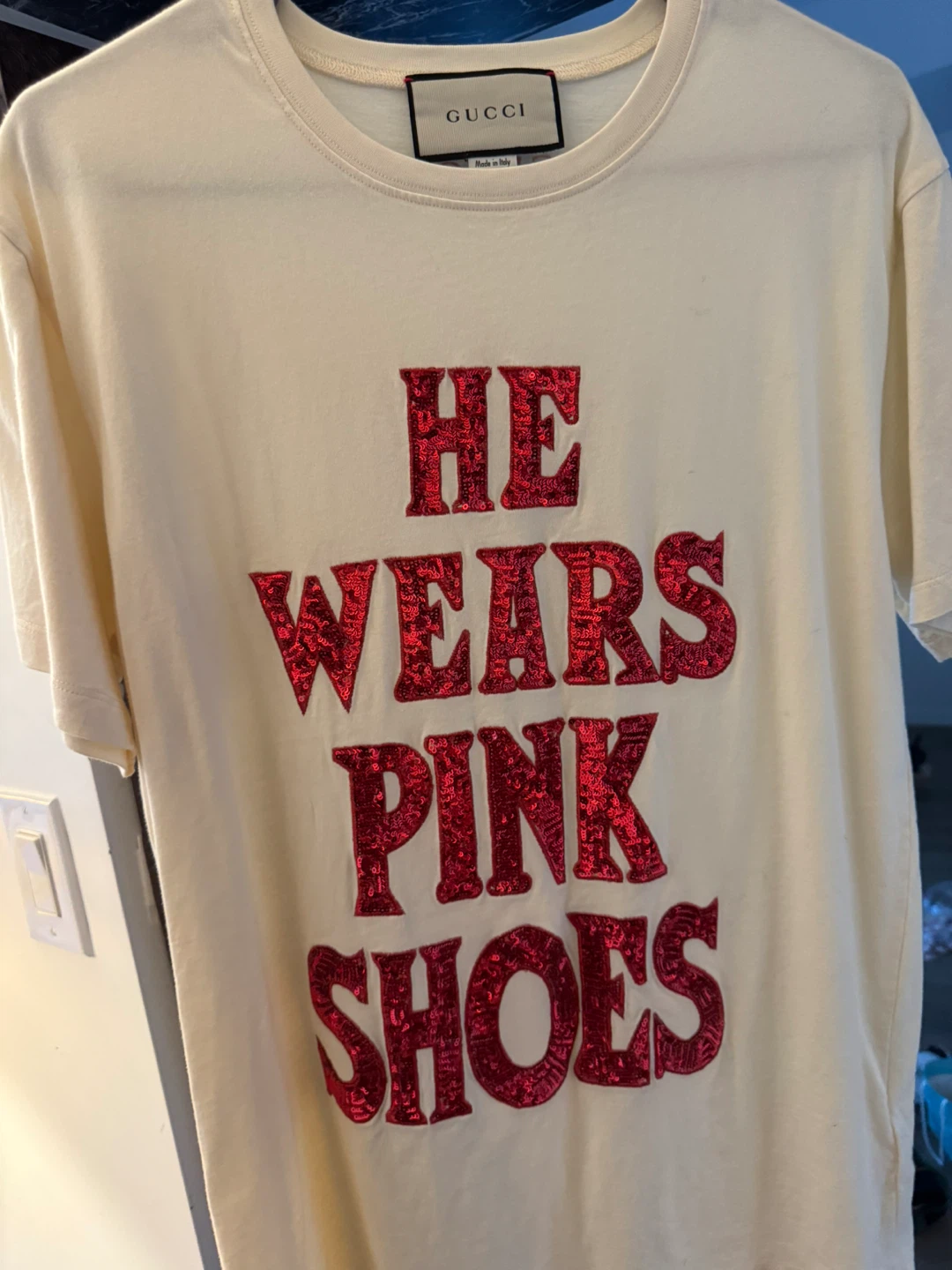 Gucci He Wears Pink Shoes T-Shirt - photo 2