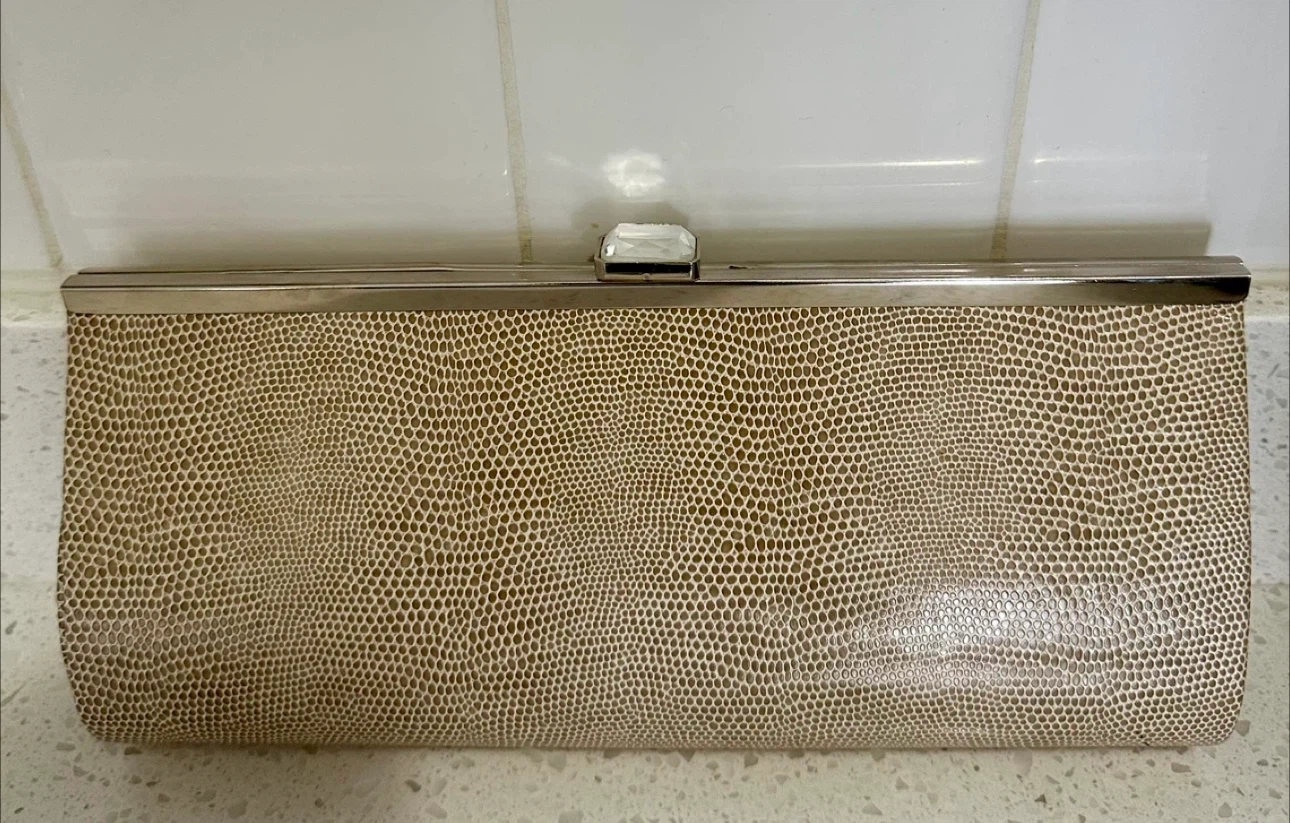 Clutch purse