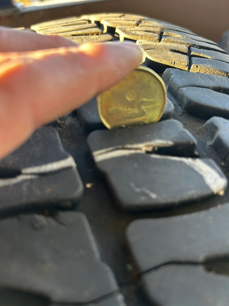 Set of 4 P275/65R18 Tires