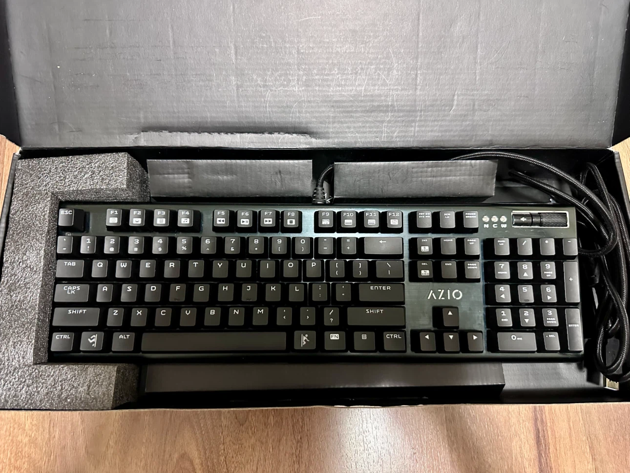 Azio MGK1 Backlit Mechanical Gaming Keyboard - photo 2