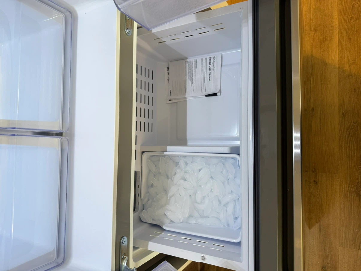 Samsung French Door Refrigerator - photo 2