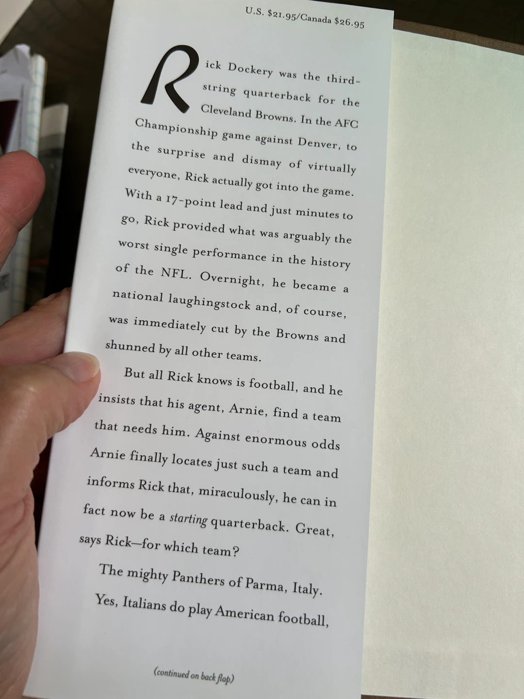 Book - “Playing for Pizza” by John Grisham (Brampton) - photo 3