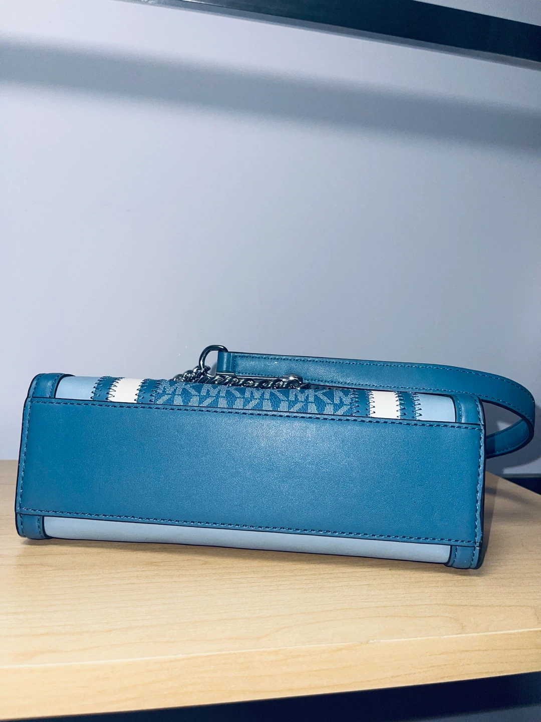 Michael Kors Chain Shoulder Bag - photo 4