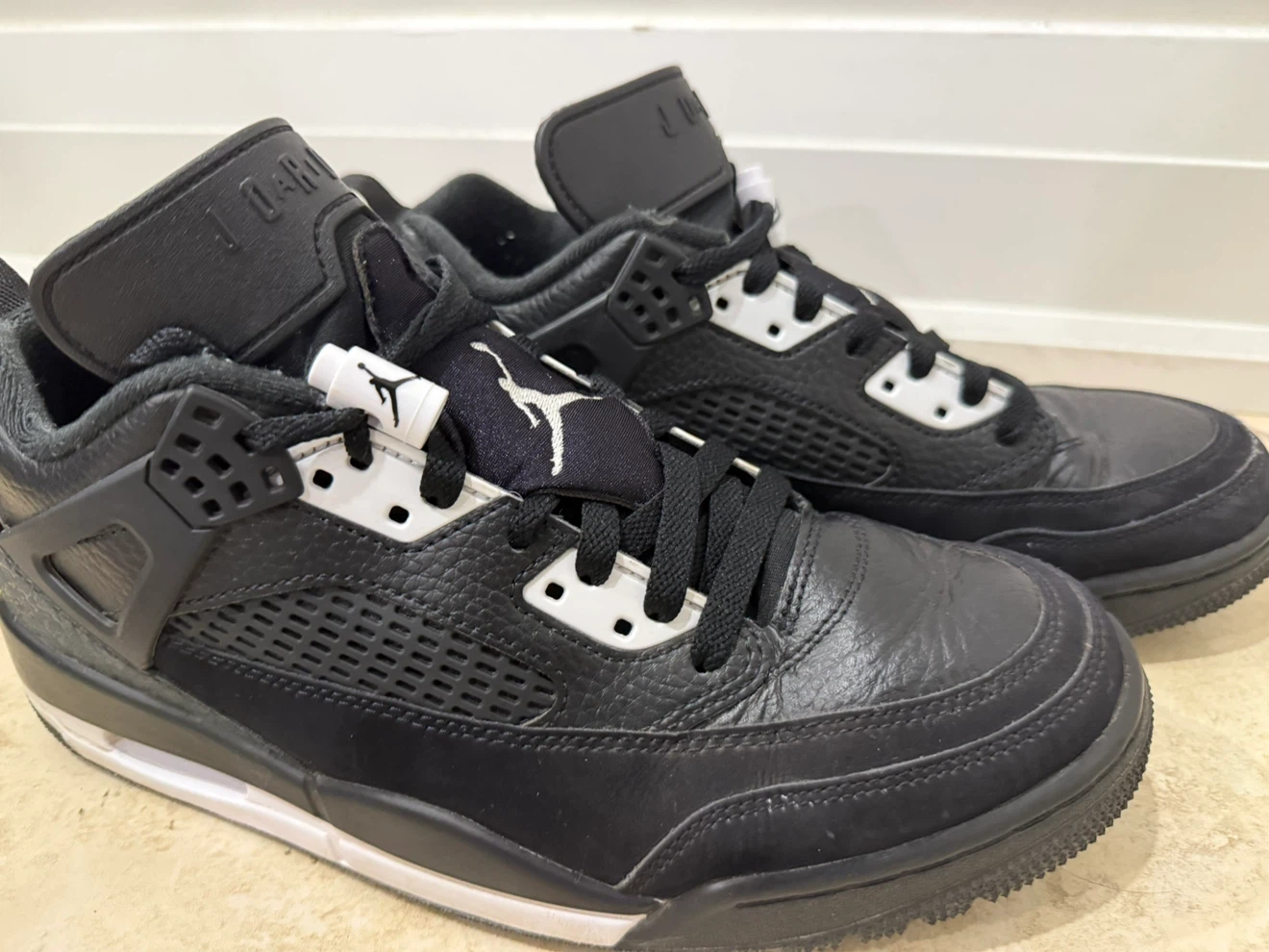 Air Jordan 4 Retro Black - photo 2