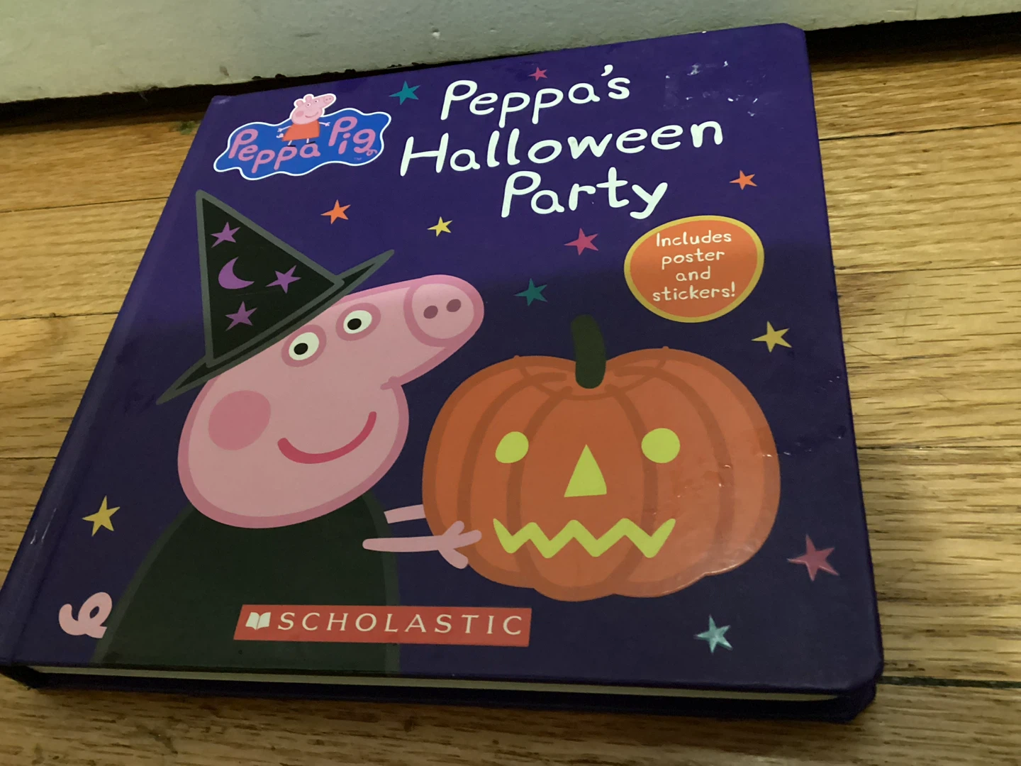Peppa Pig Peppa's Halloween Party Book
