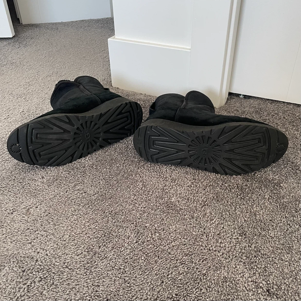 UGG Boots Size 6.5 - photo 4