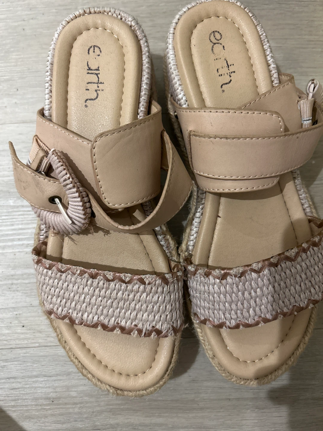 Earth Brand Beige Espadrille Sandals