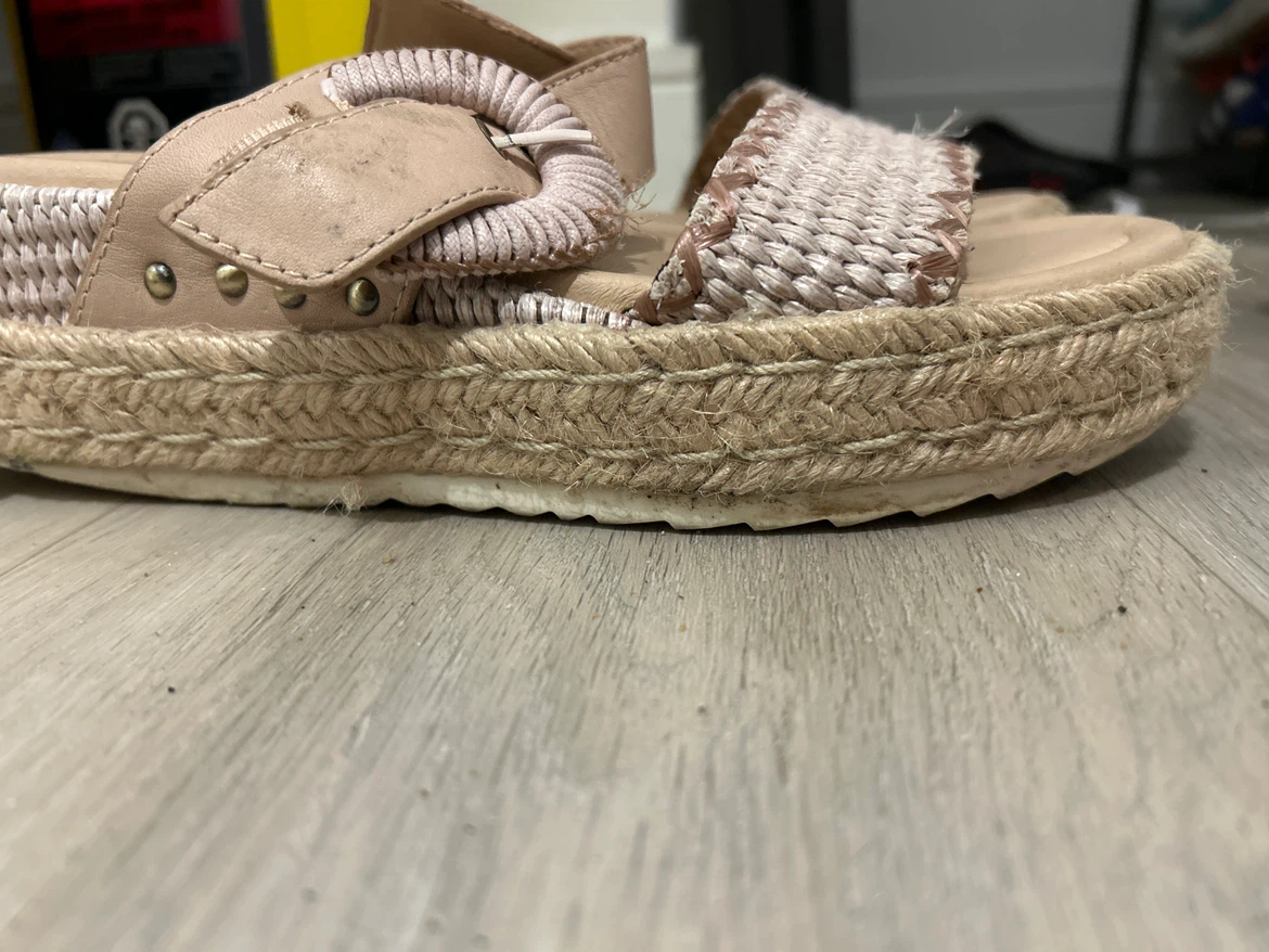Earth Brand Beige Espadrille Sandals - photo 2