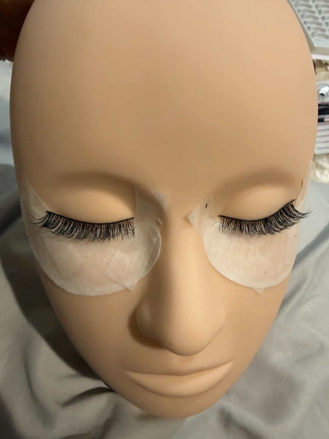 Extenciones de pestañas - photo 2