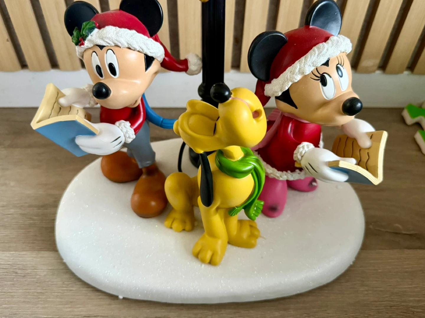 Disney Holiday Carolers with Lights and Music - photo 5