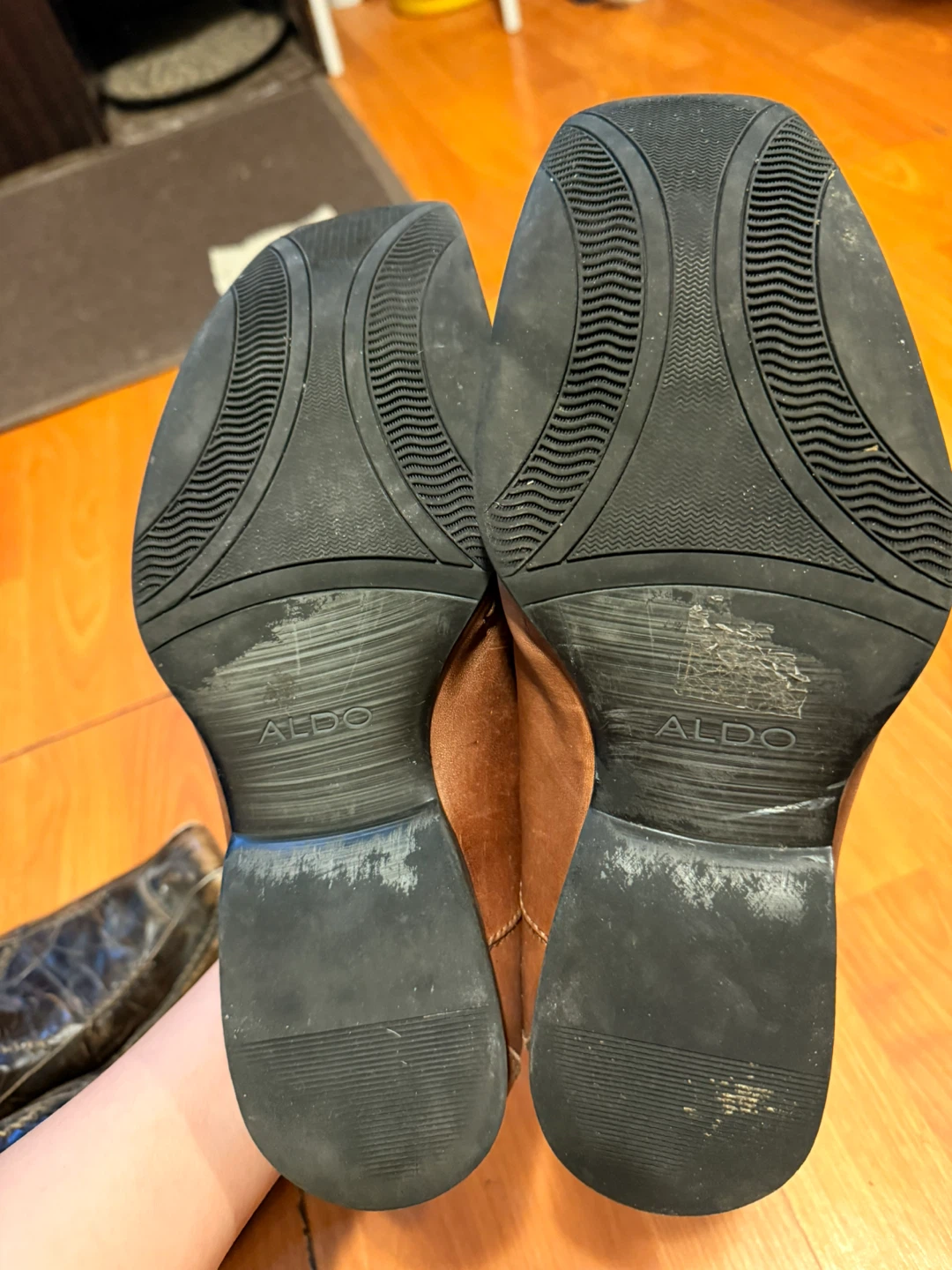 Aldo Brown Leather Slip-on Shoes size 8 - photo 2