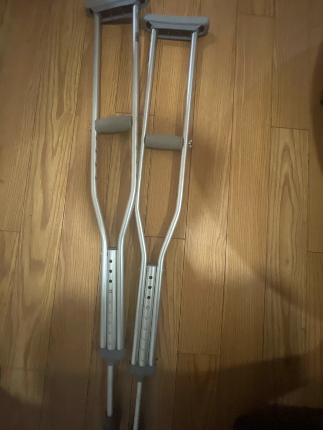 Adjustable Aluminum Underarm Crutches