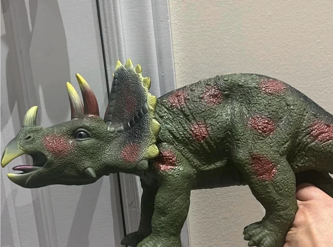 Set of 6 Dinosaur Action Figures - photo 4