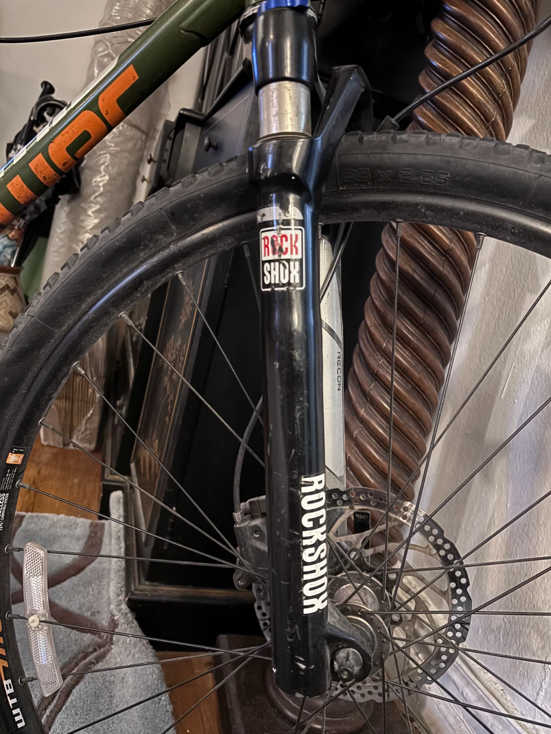 2016 Jamis Dragon 29 Sport - photo 3