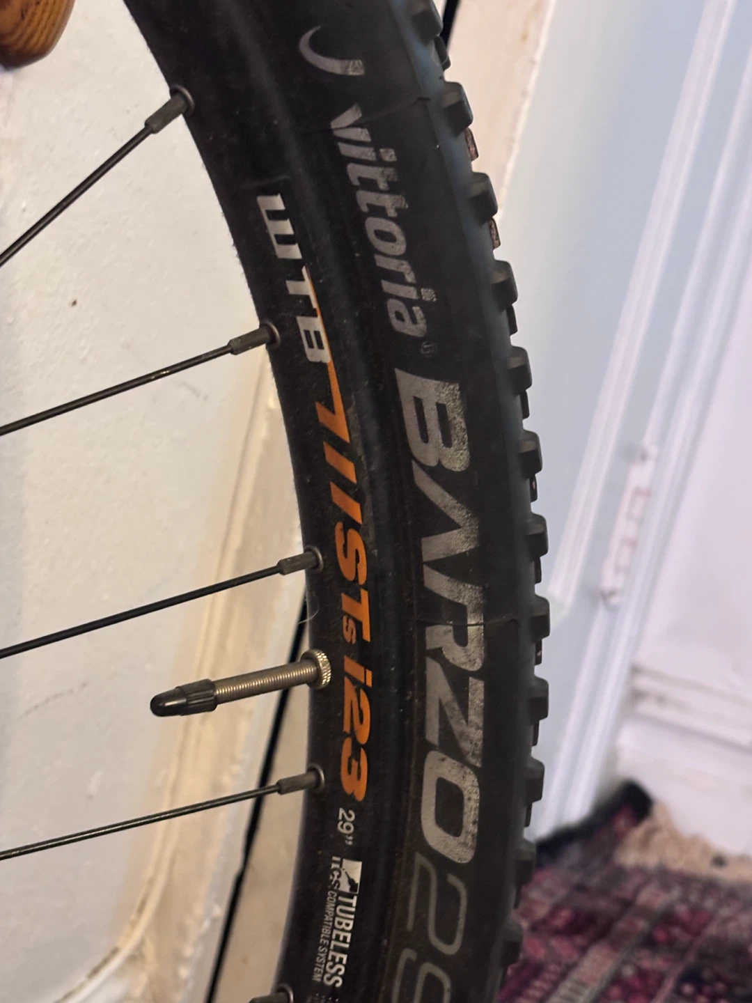 2016 Jamis Dragon 29 Sport - photo 5