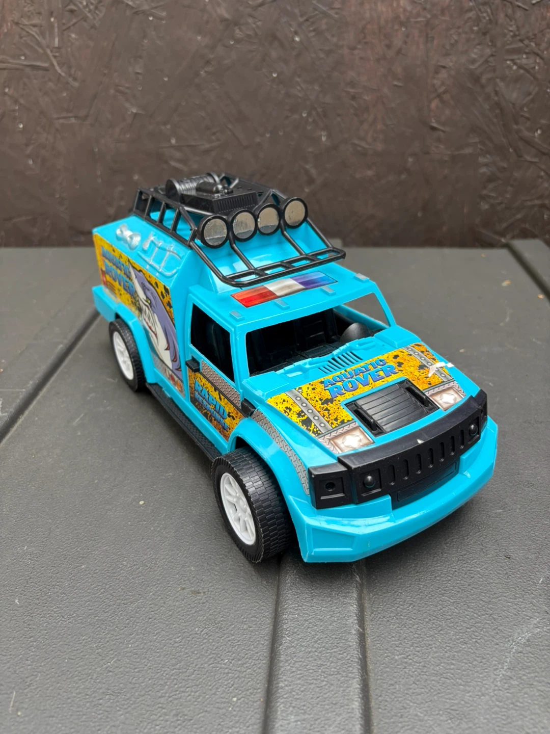 Aquatic Rover 4x4 Shark Toy Truck
