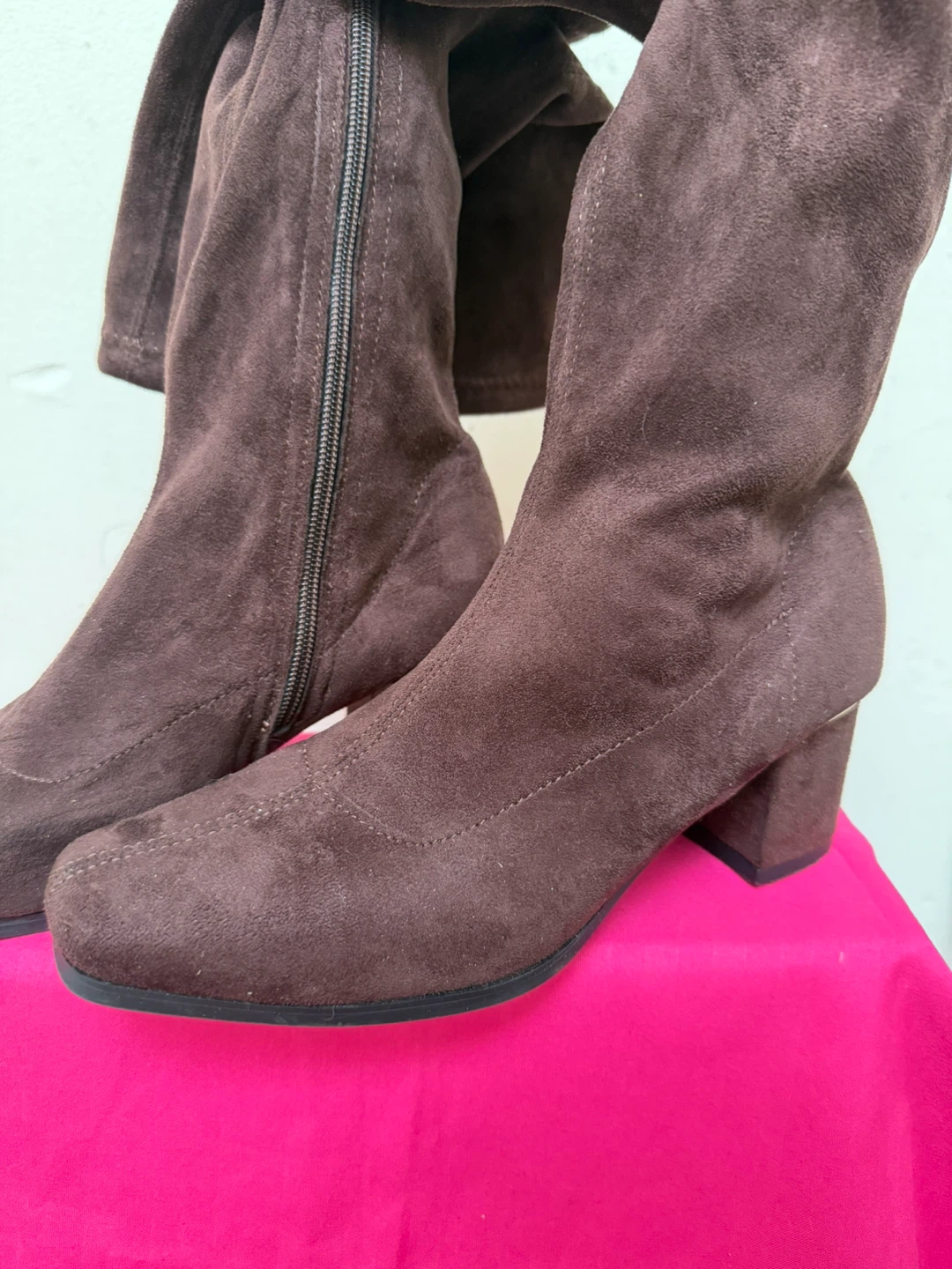 Women's Brown Knee-High Boots - photo 2