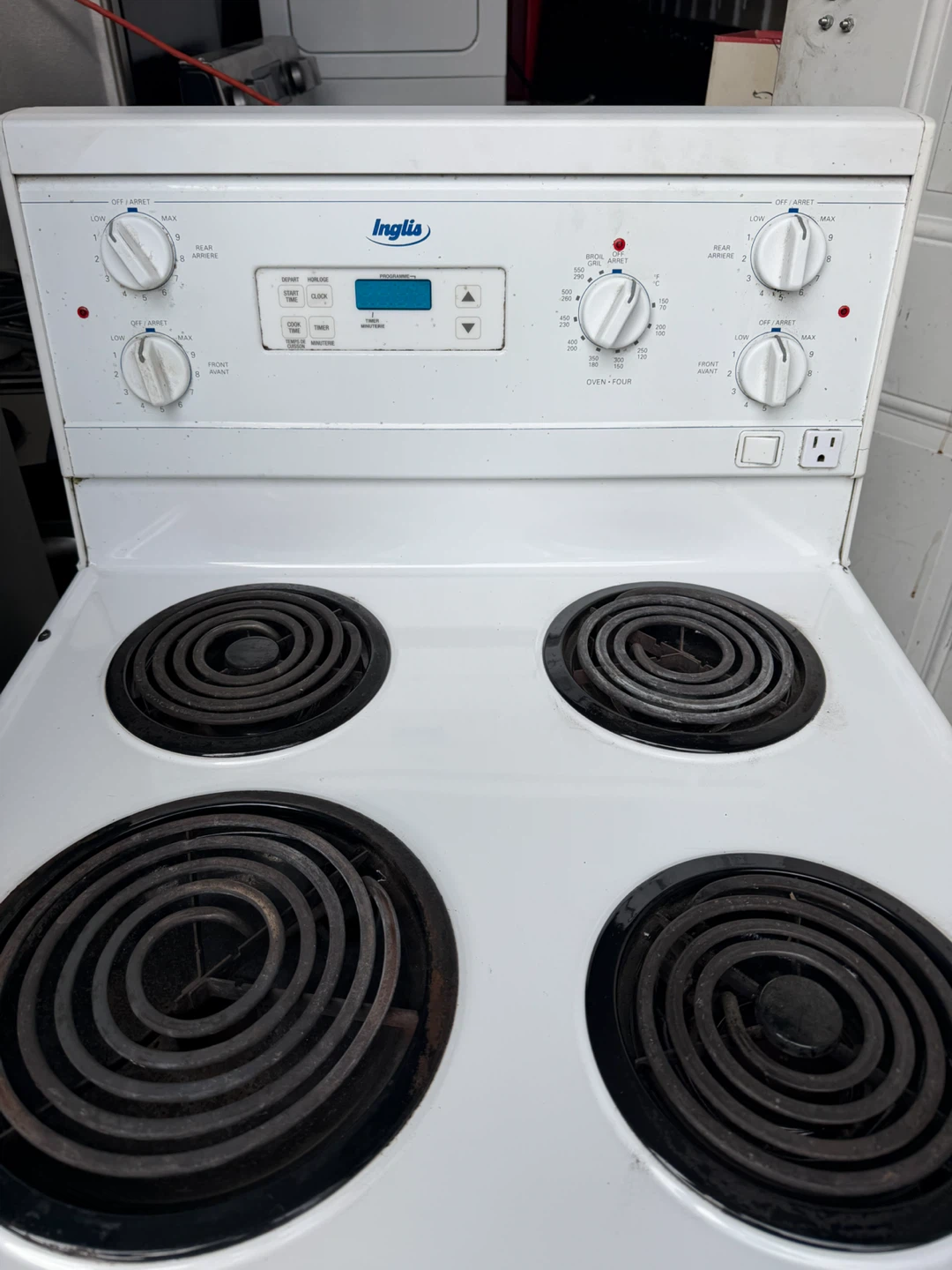 Inglis White Electric Stove 24” - photo 2