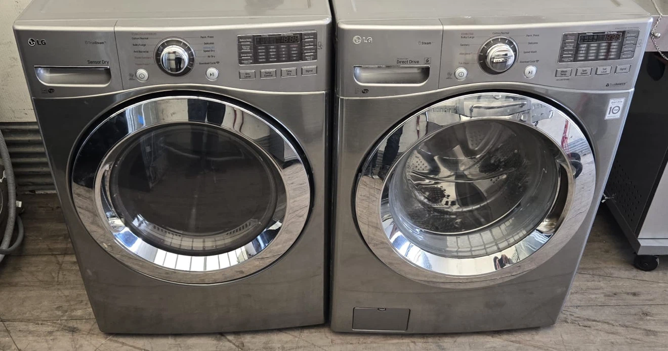 LG Washer and Dryer Set