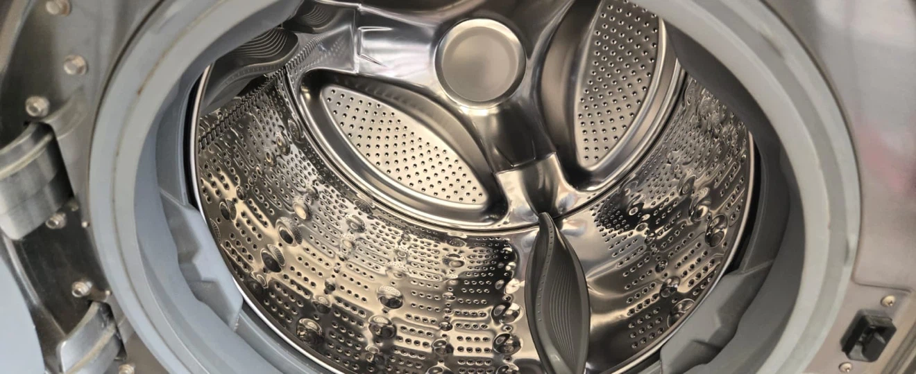 LG Washer and Dryer Set - photo 4
