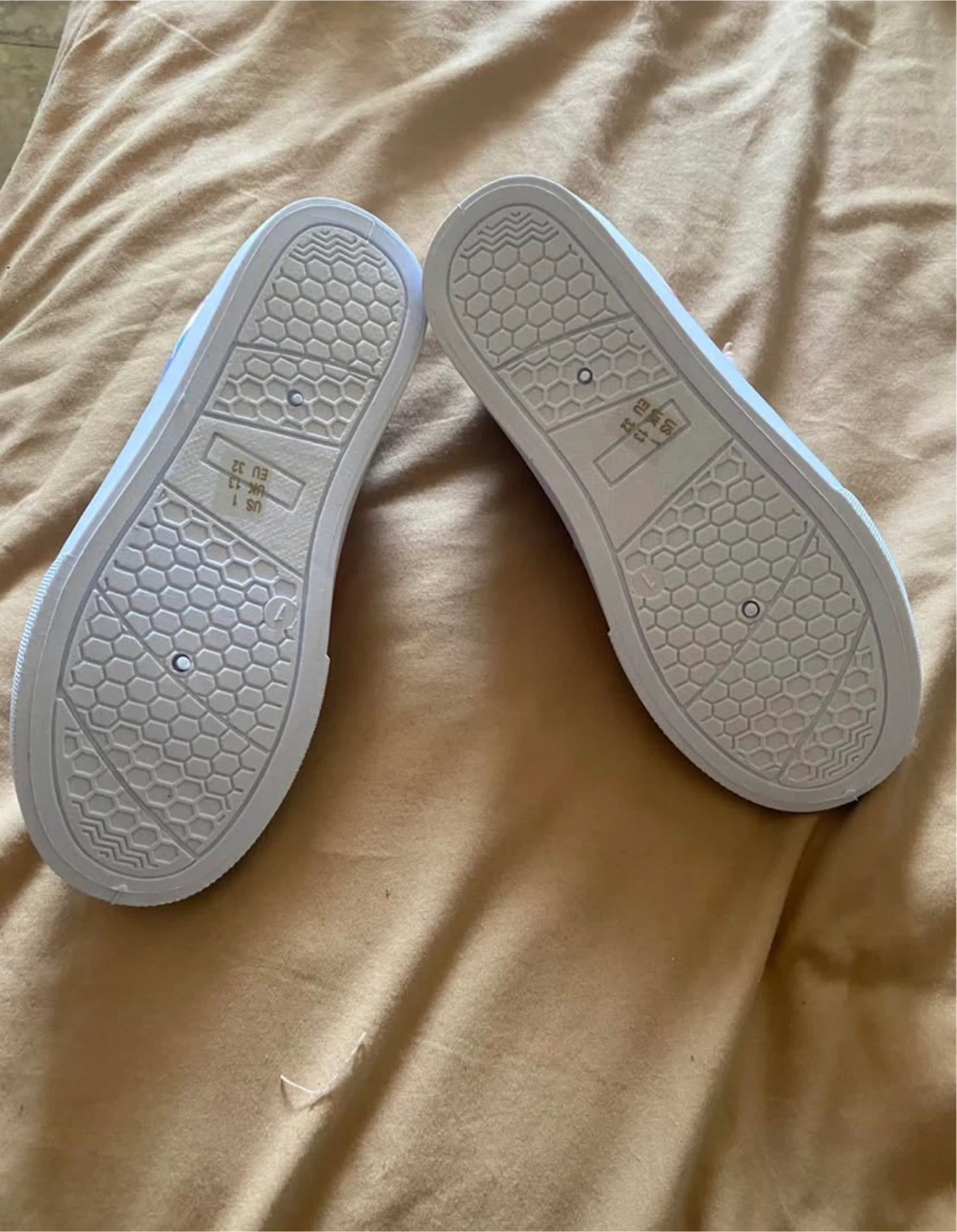 Unicorn Print Canvas Sneakers US Size 1 - photo 2